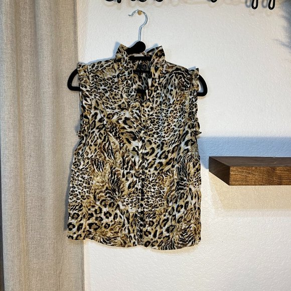 Essentials by Miland Women's Leopard Top - Size S - Picture 1 of 4